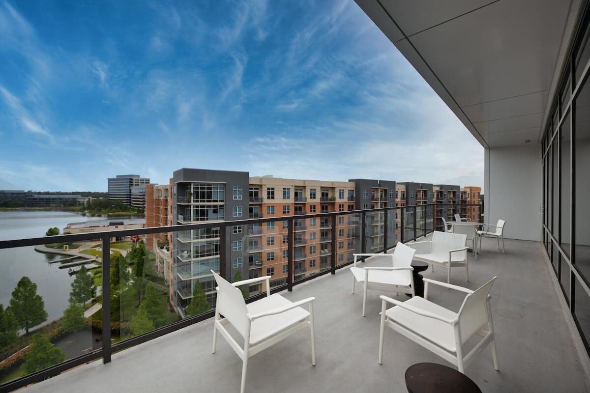 The Executive Suite The Woodlands Exterior foto
